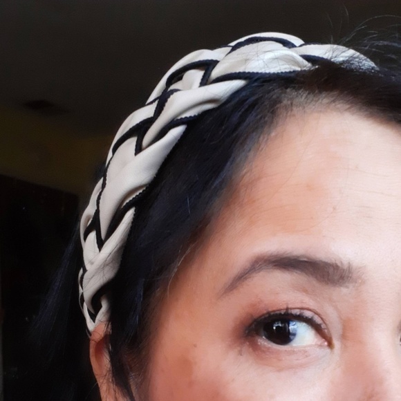 Vegan Leather Braided Wide Headband - Picture 4 of 5